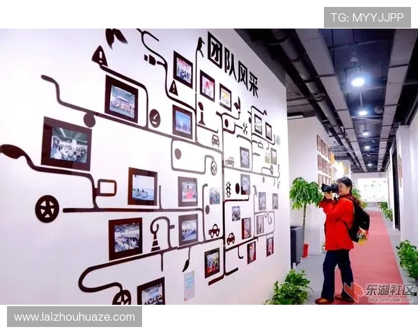 探讨现代足球俱乐部创新发展战略与社区文化深度融合路径研究实践