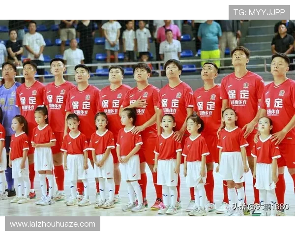 全球足球热潮推动青少年运动发展与社会文化深度融合新趋势探索