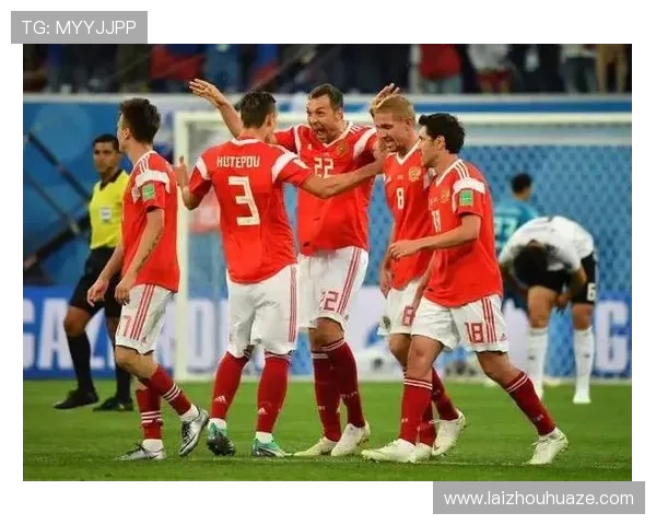 埃及与哥伦比亚足球场地对比分析探讨赛事影响与观众体验